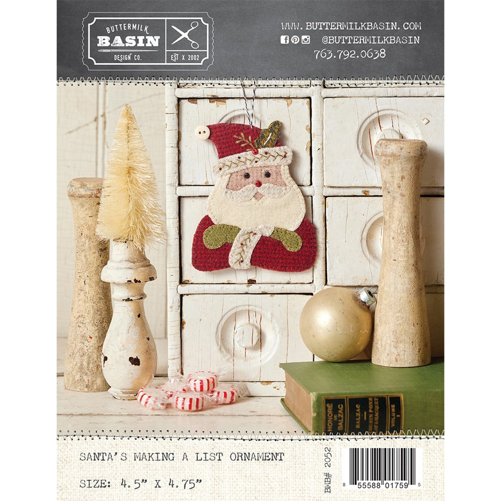 Santa's Making a List Ornament Pattern image # 76492