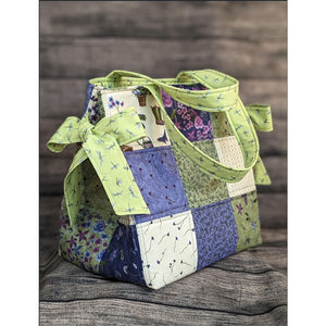 Box Bottom And Bows Tote Pattern image # 109277