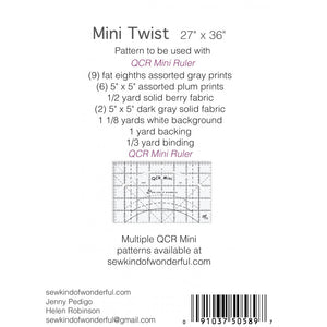 Mini Twist Wall Hanging Pattern image # 82590